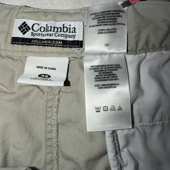 Columbia Shorts Cargo Men’s Khaki Size 38 Outdoor Hiking Trail Casual Utility - Picture 9 of 9